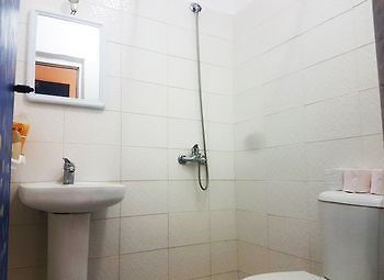 Hotel Ryad เทโทอัน ภายนอก รูปภาพ